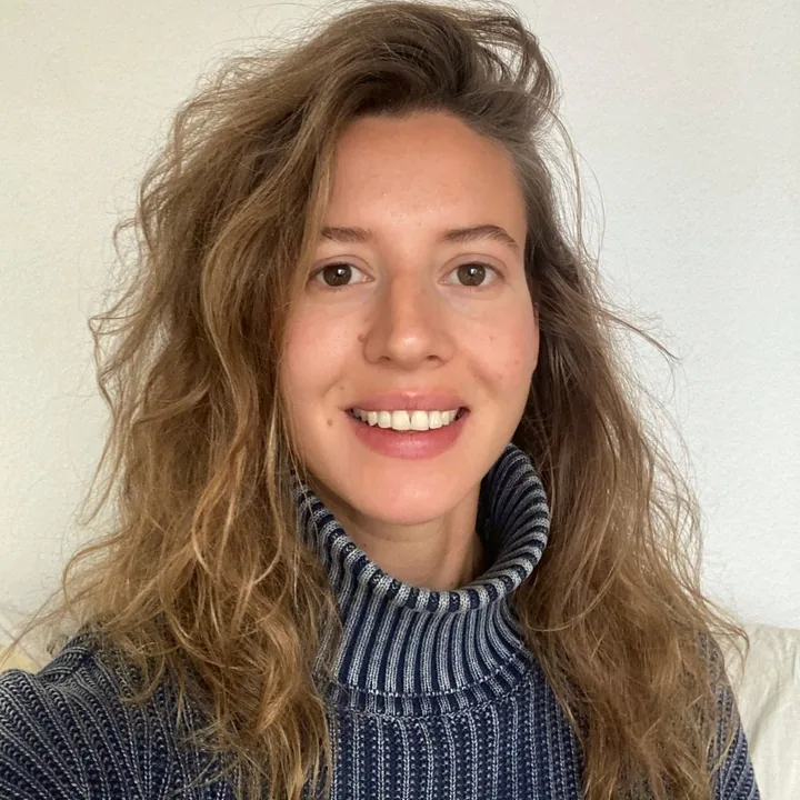 Eva Hageman, online teacher of Dutch